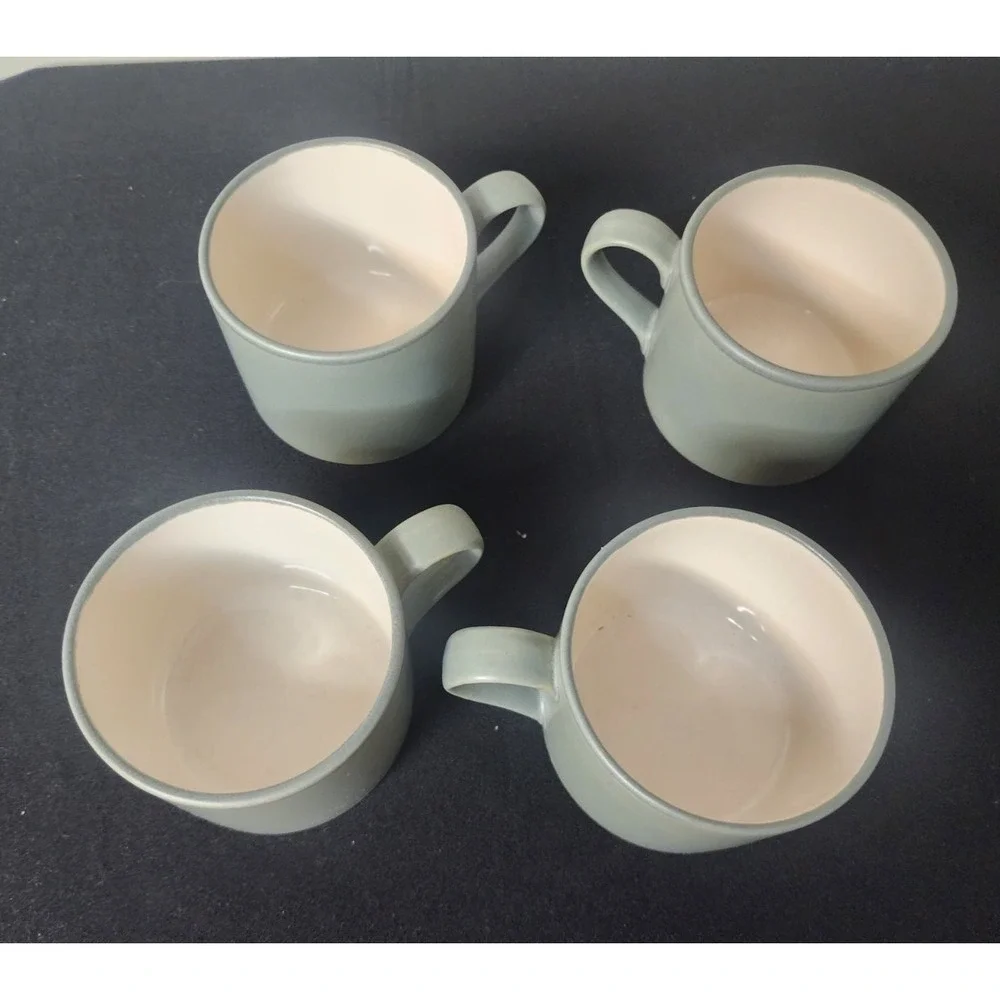 Pottery Barn Bongo Green Flat Cups (4) ‎ DISCONTINUED